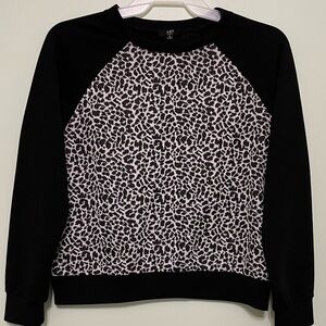 ABS Denim Collection black and white leopard top size S very comfy dressy look